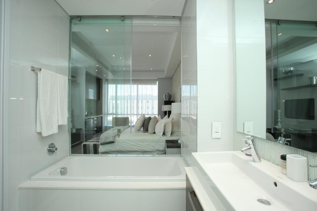 Luxury @ Sandton Skye Johannesburg Dış mekan fotoğraf